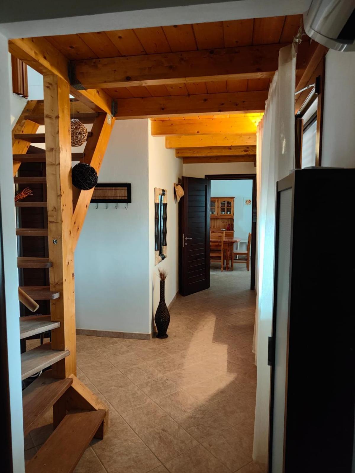 La_Casa_Di_ Willy Villa Canai Luaran gambar